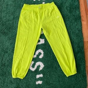 COPY - Nike Sweatpants Women’s Loose Fit Mid Rise Cotton Relaxed